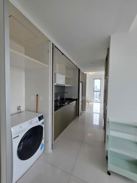 Citylights Condominium For Sale at S$ 1,399,999 | PropertyGuru Singapore - Kitchen