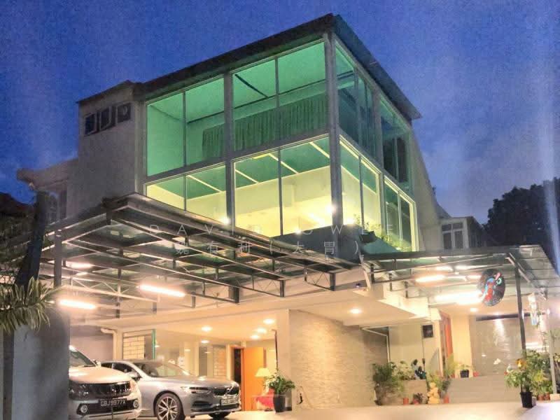 Gcba Orchard Chatsworth 39m Frontage Modern Move in Detached Call Davidgwee 81394988 Now! Detached House For Sale at S$ 28,000,000 | PropertyGuru Singapore - Exterior