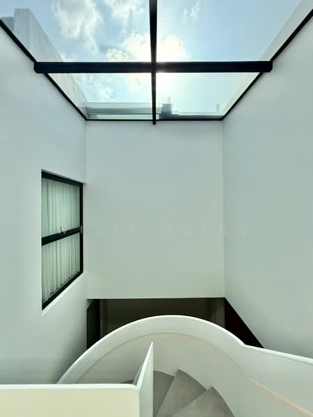 The House of CALM - Epitome of Quiet Luxury @ Siglap (Dist 15) Terraced House For Sale at S$ 7,500,000 | PropertyGuru Singapore - Interior