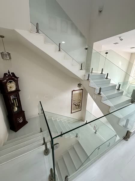Loyang Villas Terraced House For Sale at S$ 2,700,000 | PropertyGuru Singapore - Interior