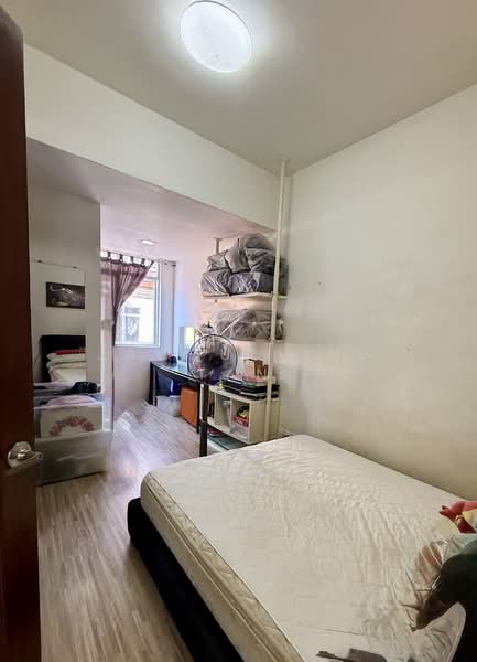 Loyang Villas Terraced House For Sale at S$ 2,700,000 | PropertyGuru Singapore - Bedroom