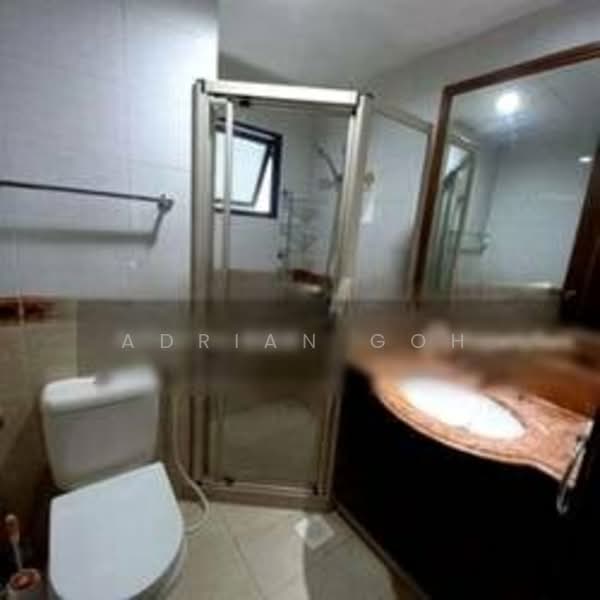 Regentville, 2 Hougang Street 92, 2 Bedrooms, 980 sqft, Condominium For Rent, by Adrian Goh, 500077345 - Bathroom - PropertyGuru.com.sg