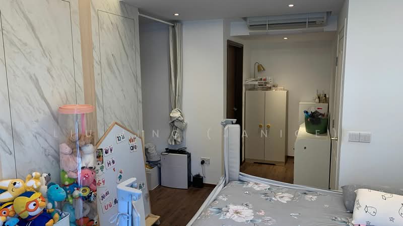 Riverparc Residence, 90 Punggol Drive, 4 Bedrooms, 1,346 sqft, Executive Condominium For Sale, by Liu Jing (Janice), 500077358 - Master Bedroom - PropertyGuru.com.sg