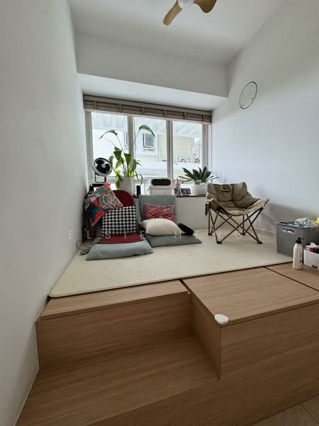 Goldenhill Park Condo Condominium For Sale at S$ 3,298,000 | PropertyGuru Singapore - Study