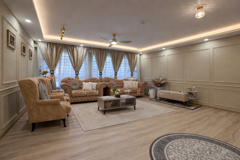 464A Bukit Batok West Avenue 8 HDB Flat For Sale at S$ 790,000 | PropertyGuru Singapore - Living Room