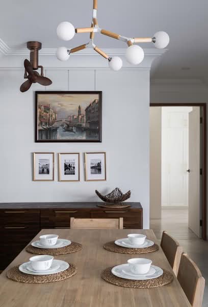 876C Tampines Avenue 8 HDB Flat For Sale at S$ 938,000 | PropertyGuru Singapore - Dining Room