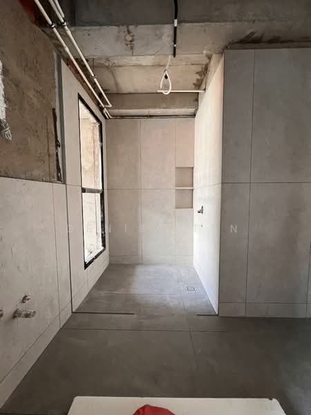Serangoon Garden Estate, Huddington Avenue, 6 Bedrooms, 4,300 sqft, Semi-Detached House For Sale, by Denise Tan, 500077369 - Interior - PropertyGuru.com.sg