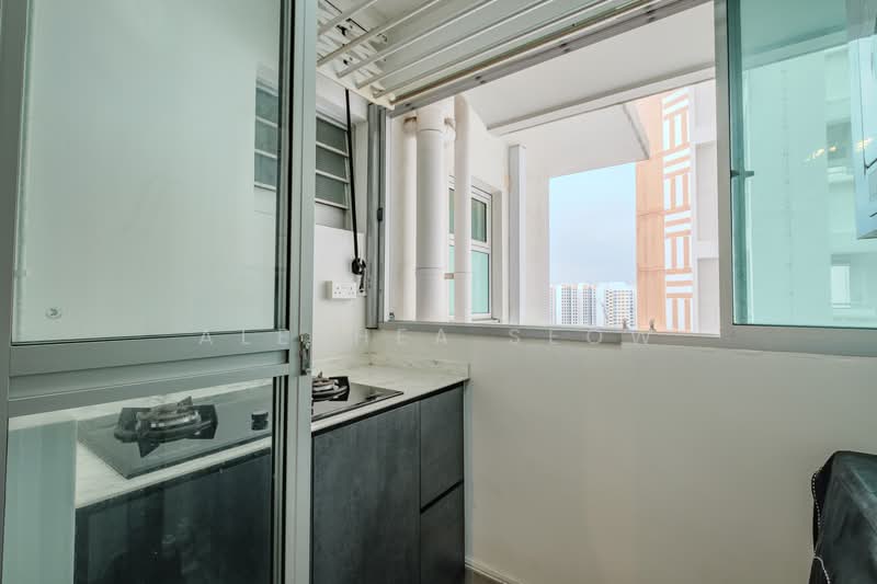 353B Anchorvale Lane HDB Flat For Sale at S$ 758,888 | PropertyGuru Singapore - Balcony