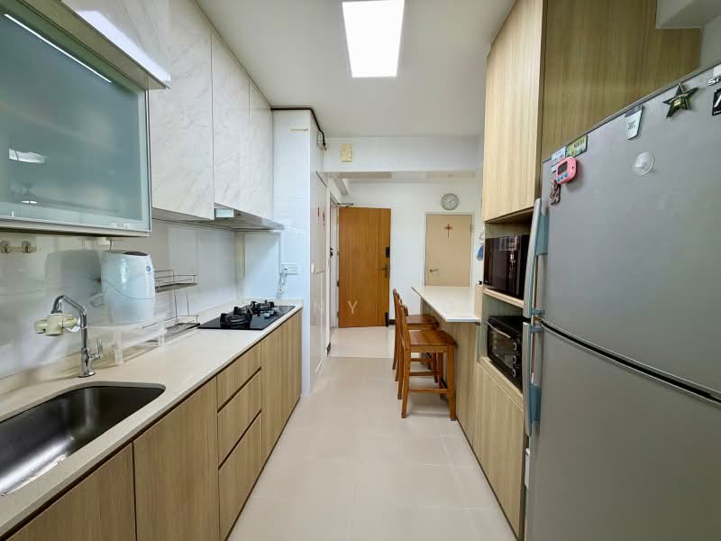 187A Fengshan GreenVille, 187A Bedok North Street 4, 3 Bedrooms, 1,001 sqft, HDB Flat For Sale, by Rony Ng, 500077386 - Kitchen - PropertyGuru.com.sg