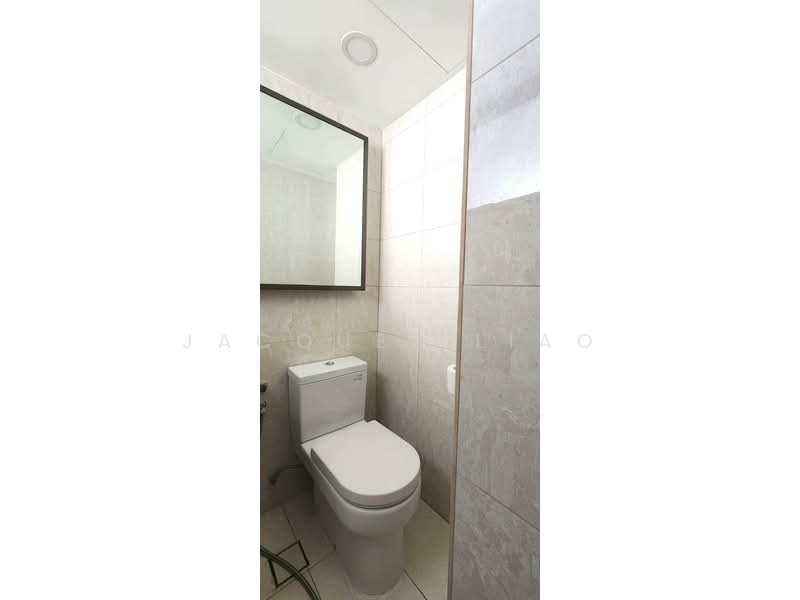 Newly Renovated 3.5 Stories Terrace Terraced House For Sale at S$ 6,500,000 | PropertyGuru Singapore - Bathroom