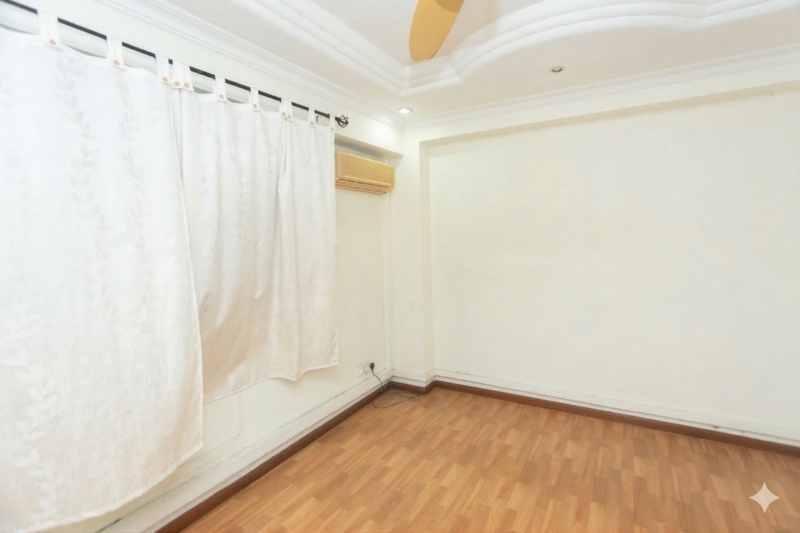 677 Choa Chu Kang Crescent, 677 Choa Chu Kang Crescent, 3 Bedrooms, 1,324 sqft, HDB Flat For Rent, by Qash ., 500077403 - Master Bedroom - PropertyGuru.com.sg