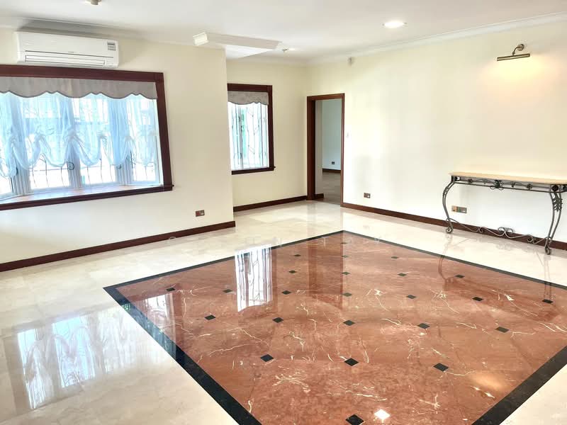 Frankel Estate, Siglap View, 4 Bedrooms, 4,700 sqft, Detached House For Rent, by Cleon Tay, 500077413 - Living Room - PropertyGuru.com.sg