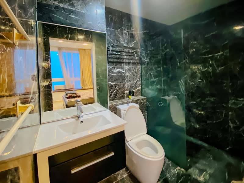 Attitude @ Kim Yam, 1 Kim Yam Road, 1 Bedroom, 334 sqft, Condominium For Rent, by June Ling, 500077419 - Bathroom - PropertyGuru.com.sg