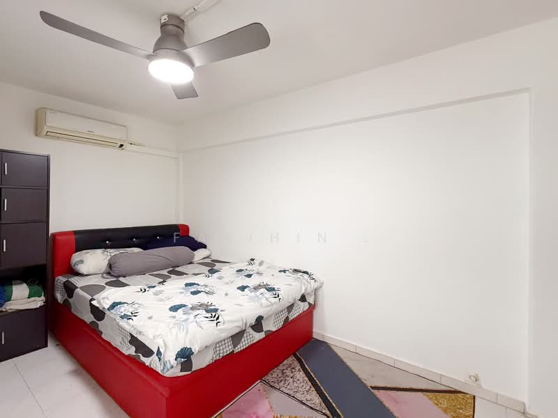103 Gangsa Road HDB Flat For Sale at S$ 390,000 | PropertyGuru Singapore - Bedroom