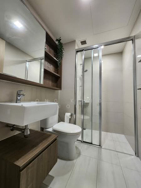 Sol Acres Executive Condominium For Sale at S$ 1,180,000 | PropertyGuru Singapore - Bathroom