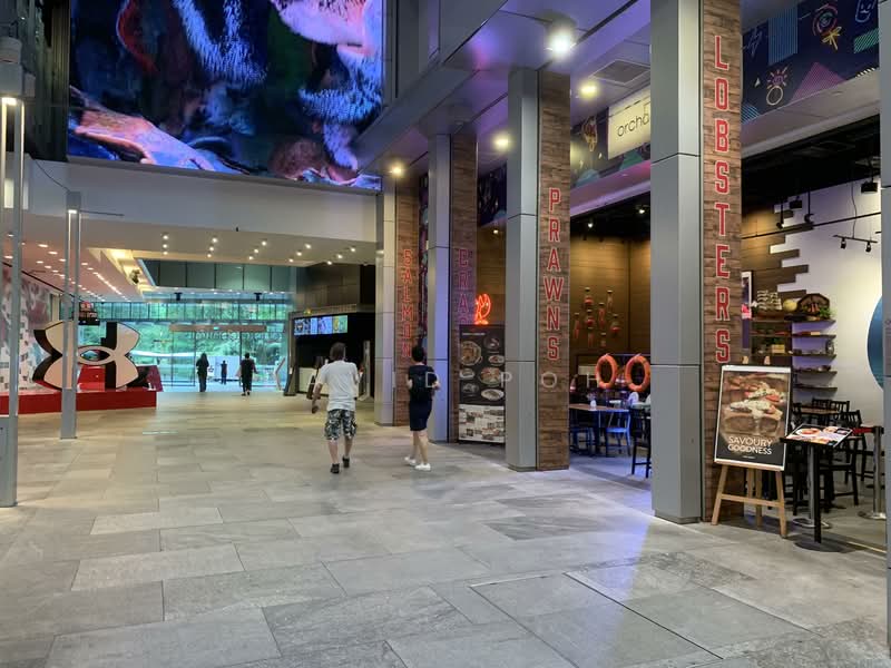 Orchard Gateway, 218 Orchard Road, 1,220 sqft, Mall Shop For Rent, by David Poh, 500077439 - Exterior - CommercialGuru.com.sg