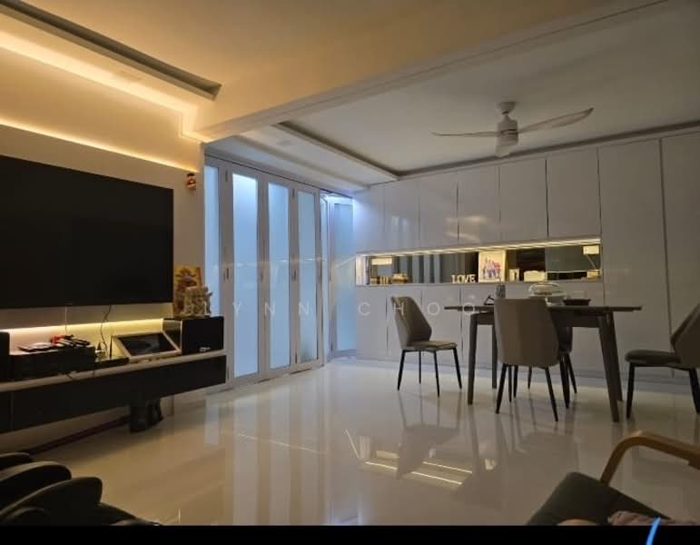 403 Pandan Gardens HDB Flat For Sale at S$ 588,888 | PropertyGuru Singapore