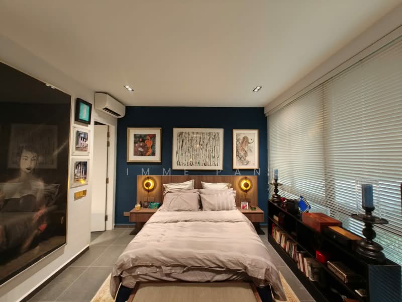 For Sale - Robertson Blue