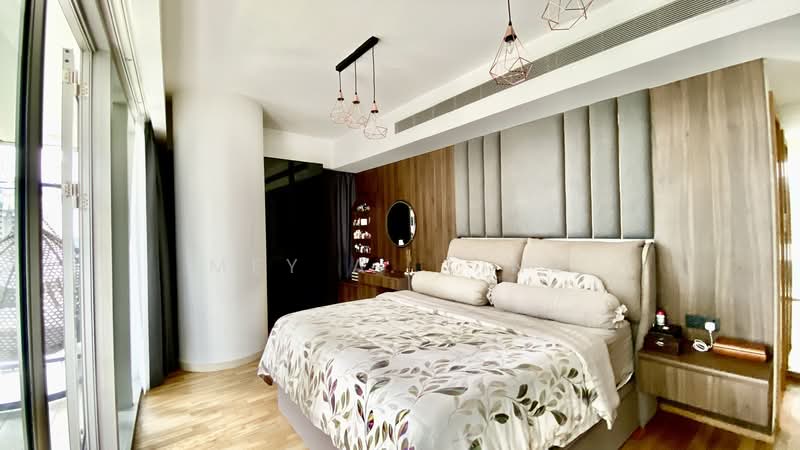 One Shenton, 1 Shenton Way, 2 Bedrooms, 1,130 sqft, Condominium For Rent, by Mey A. Ling, 500077463 - Master Bedroom - PropertyGuru.com.sg