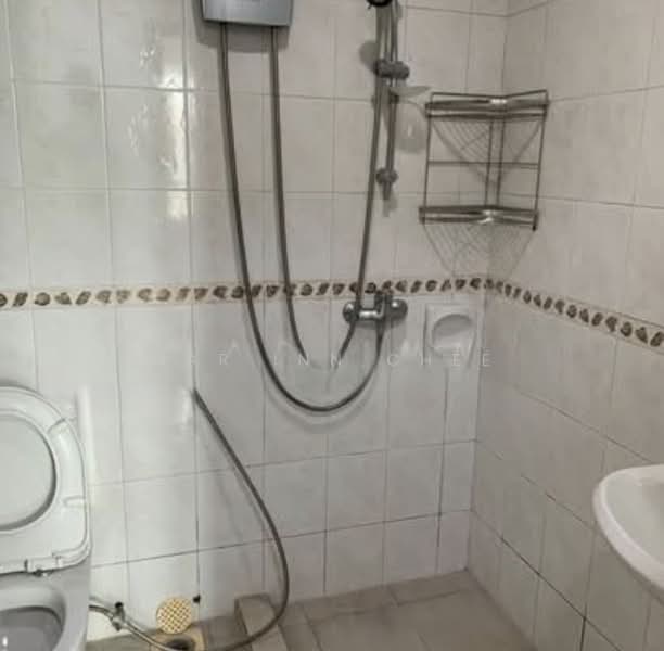 Dunman Place, 515 Dunman Road, 1 Bedroom, 40 sqft, Condominium For Rent, by Mar Inn Chee, 500077495 - Bathroom - PropertyGuru.com.sg