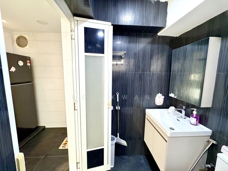 128C Punggol Field Walk, 128C Punggol Field Walk, Room Rental, 107 sqft, HDB Flat For Rent, by Ben Kwan, 500077508 - Bathroom - PropertyGuru.com.sg