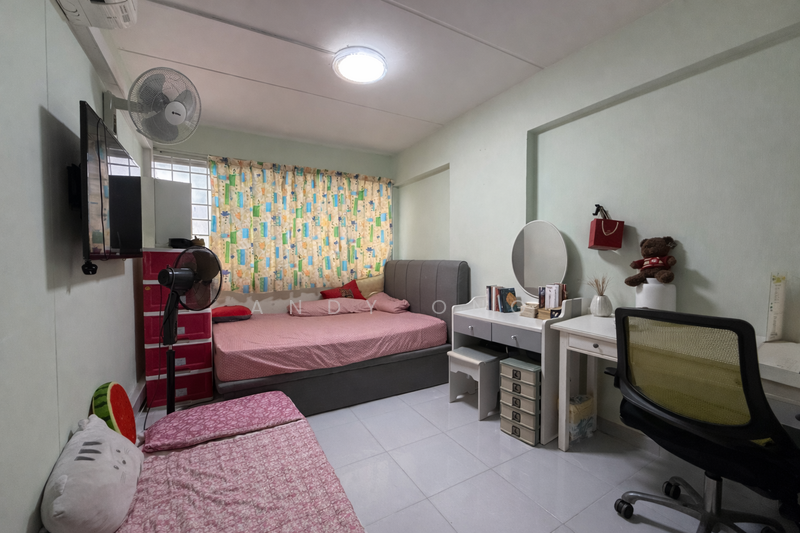 419 Yishun Avenue 11 HDB Flat For Sale at S$ 535,000 | PropertyGuru Singapore - Bedroom