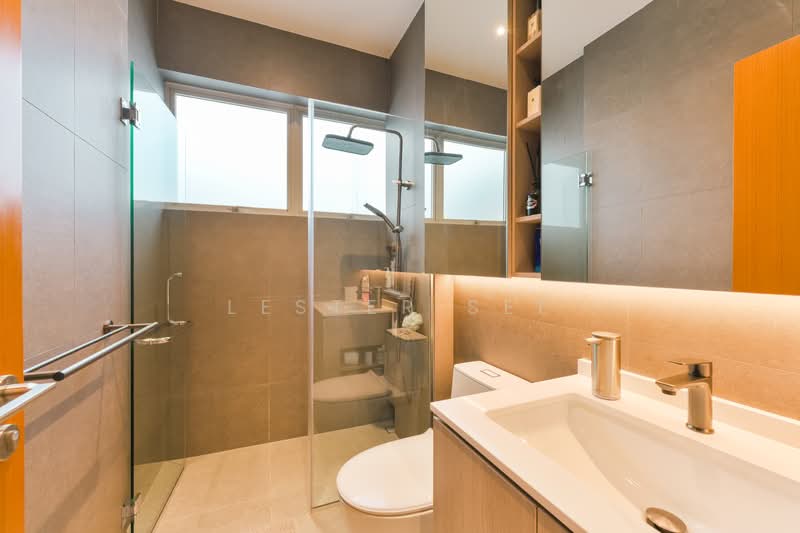 The Greenwich Condominium For Sale at S$ 1,288,000 | PropertyGuru Singapore - Bathroom