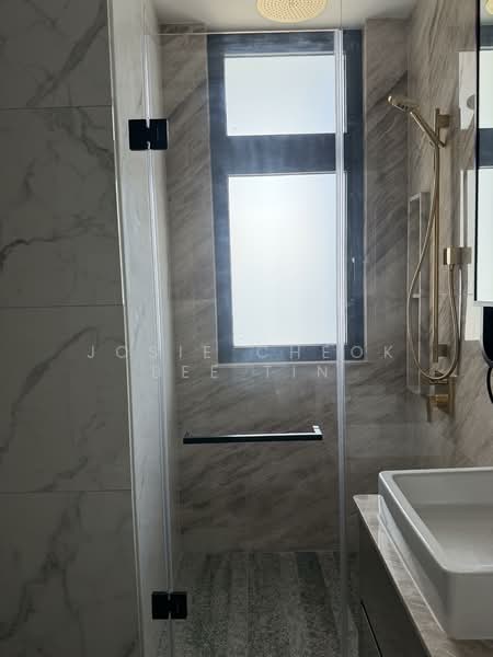 Perfect Ten, 321 Bukit Timah Road, 3 Bedrooms, 1,227 sqft, Condominium For Rent, by Josie Cheok Bee Tin, 500077527 - Bathroom - PropertyGuru.com.sg