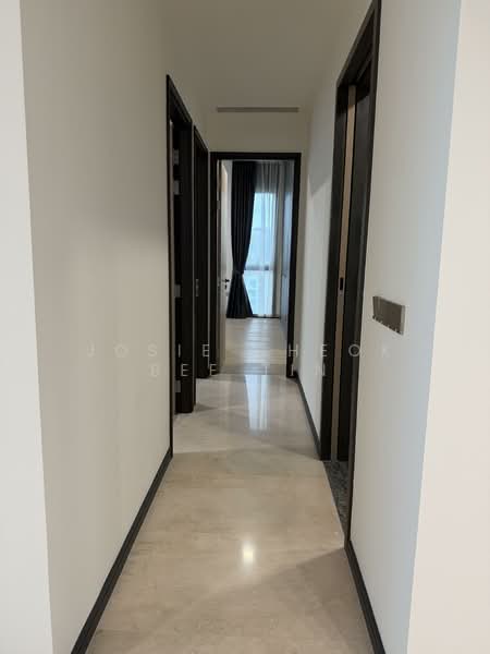 Perfect Ten, 321 Bukit Timah Road, 3 Bedrooms, 1,227 sqft, Condominium For Rent, by Josie Cheok Bee Tin, 500077527 - Corridor - PropertyGuru.com.sg