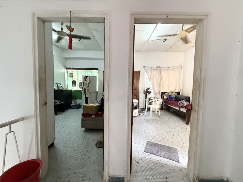 C.H.E.A.P D17 2 Storey Semi-D for Worker Company Lease, Jalan Pernama, 5 Bedrooms, 1,800 sqft, Semi-Detached House For Rent, by Aaron Yeo, 500077535 - PropertyGuru.com.sg