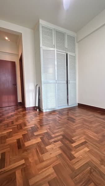 Parc Oasis Condominium For Sale at S$ 1,600,000 | PropertyGuru Singapore - Interior