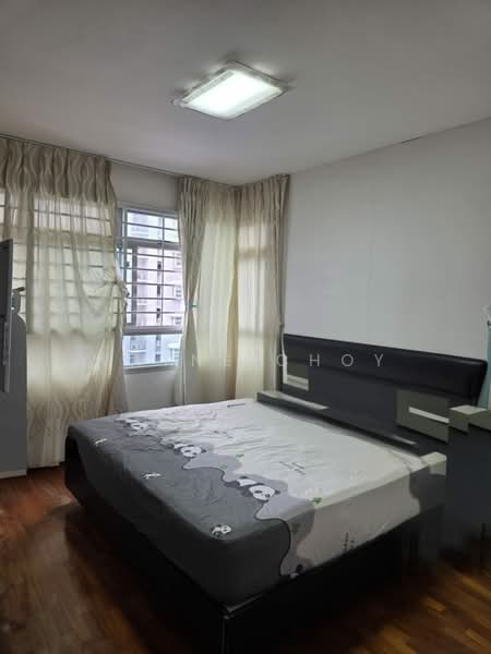 273D Compassvale Link HDB Flat For Sale at S$ 770,000 | PropertyGuru Singapore - Bedroom