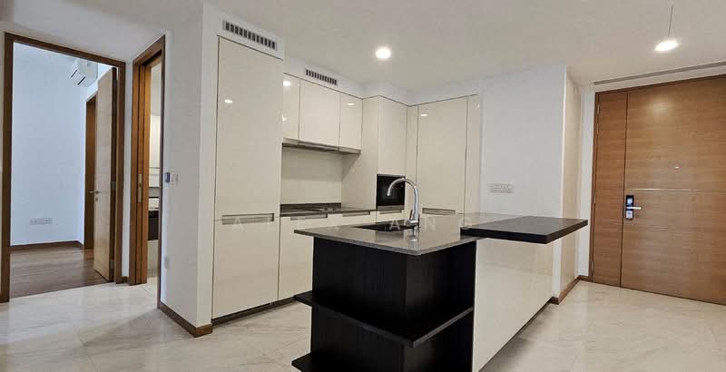 Marina One Residences, 21 Marina Way, 2 Bedrooms, 1,033 sqft, Condominium For Rent, by Alex Ang, 500077552 - Kitchen - PropertyGuru.com.sg