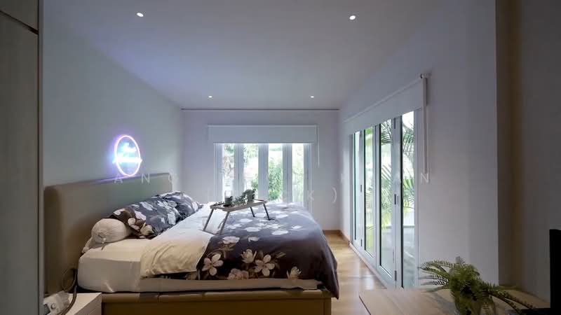 Pristine, Modern and Stylish Terrace, Mount Sinai Drive, 4 Bedrooms, 2,500 sqft, Terraced House For Rent, by Ang Teck Kuan (Teck), 500077562 - Bedroom - PropertyGuru.com.sg