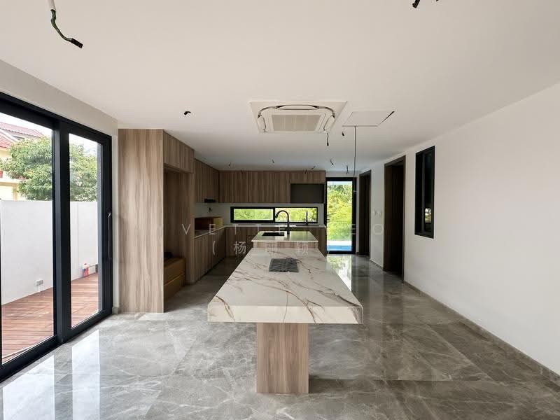 ❤️GIANT⚡️Brand New 5 Lvls Corner Terrace w Pool, Attic & Lift at Taman Sireh, Charlton Road/ Taman Sireh/ Surin Avenue, Hougang / Punggol / Sengkang, 6 Bedrooms, 8,147 sqft, Corner Terrace For Sale, by Yvette Yeo (杨丽颖), 500077593 - Kitchen - PropertyGuru.com.sg