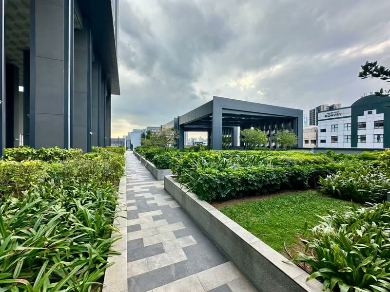 Centrium Square (Office), 320 Serangoon Rd, 4,768 sqft, Office For Sale, by Roy Shoban, 500077595 - Exterior - CommercialGuru.com.sg