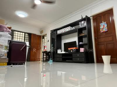 For Sale - 249 Tampines Street 21