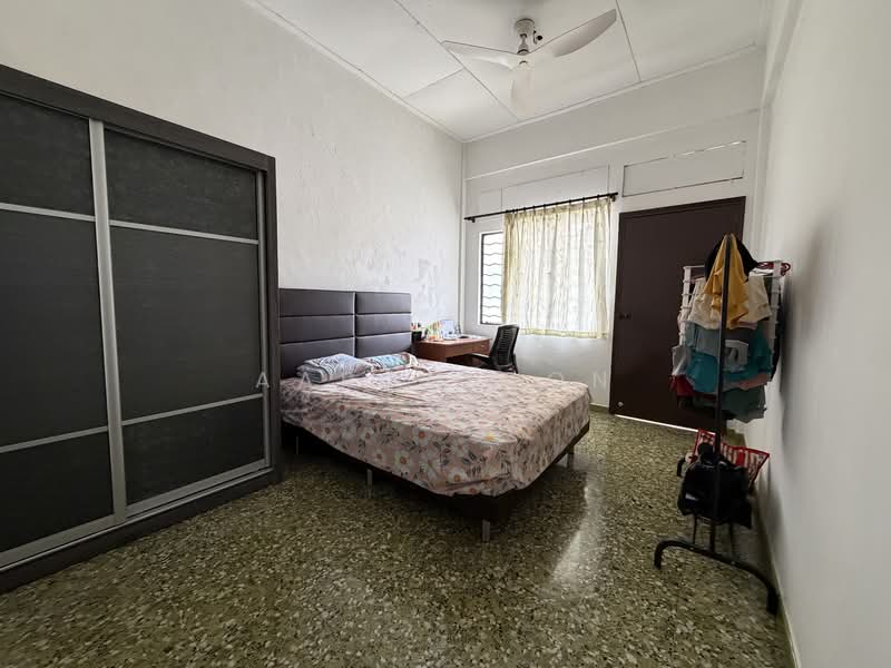⭐Rare 2-Storey Shophouse with Strong Catchment!⭐ Shophouse For Sale at S$ 4,950,000 | PropertyGuru Singapore - Bedroom