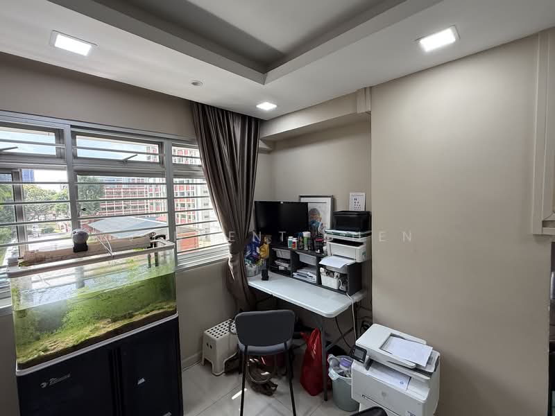 467 Hougang Avenue 8 HDB Flat For Sale at S$ 880,000 | PropertyGuru Singapore - Study