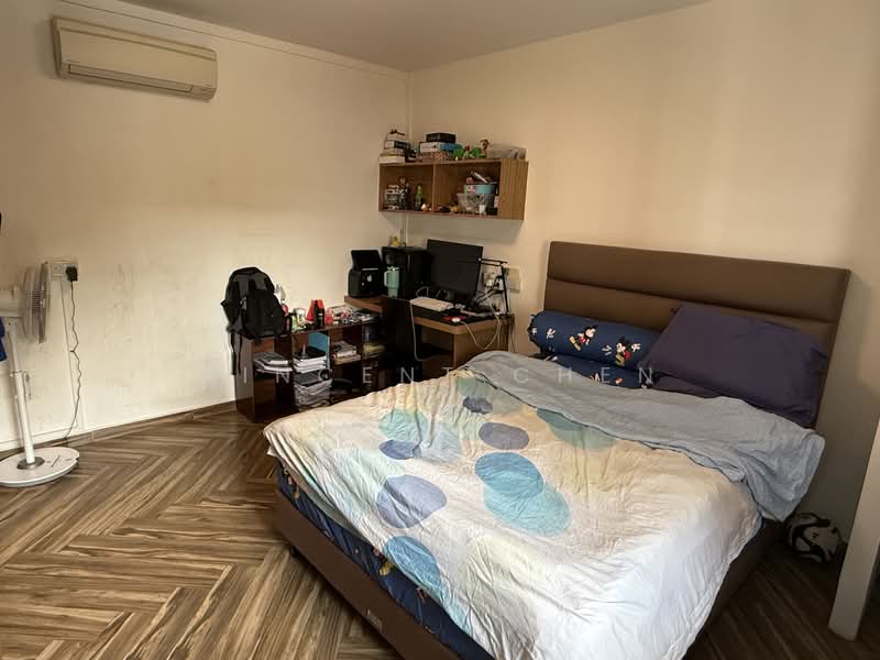 467 Hougang Avenue 8 HDB Flat For Sale at S$ 880,000 | PropertyGuru Singapore - Bedroom