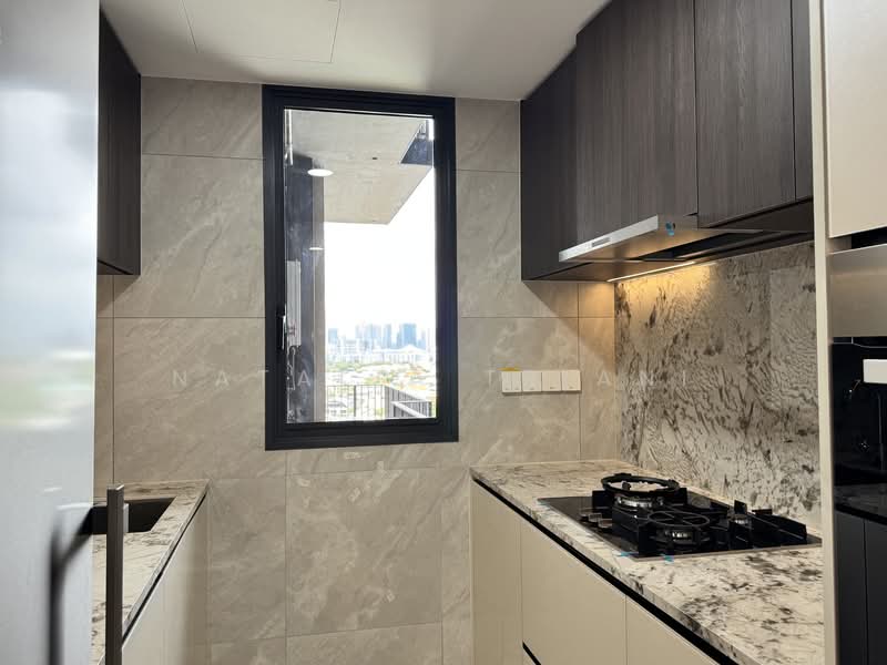 Tembusu Grand, , 3 Bedrooms, 990 sqft, Condominium For Rent, by Natalia Triani, 500077642 - Kitchen - PropertyGuru.com.sg