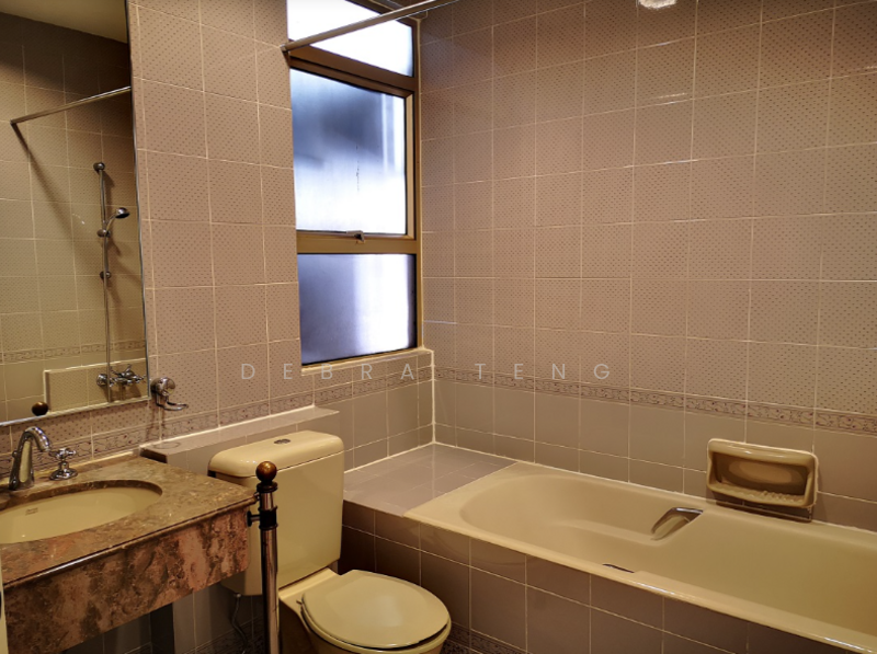 Leonie Condotel, 2 Leonie Hill Road, 4 Bedrooms, 2,568 sqft, Condominium For Rent, by Debra Teng, 500077645 - Bathroom - PropertyGuru.com.sg