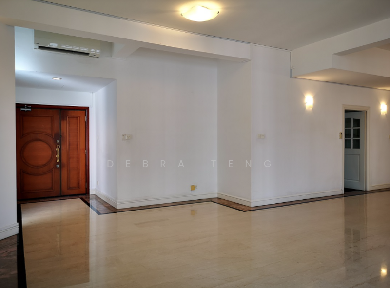 Leonie Condotel, 2 Leonie Hill Road, 4 Bedrooms, 2,568 sqft, Condominium For Rent, by Debra Teng, 500077645 - Entrance - PropertyGuru.com.sg