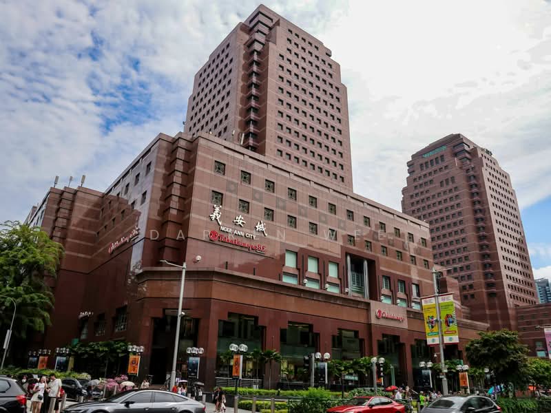 ⭐Orchard Rd⭐ Retail / Gym / Beauty / Medical, Orchard / Somerset / Dhoby Ghaut, 1,357 sqft, Mall Shop For Rent, by Darren Wee, 500077647 - Exterior - CommercialGuru.com.sg