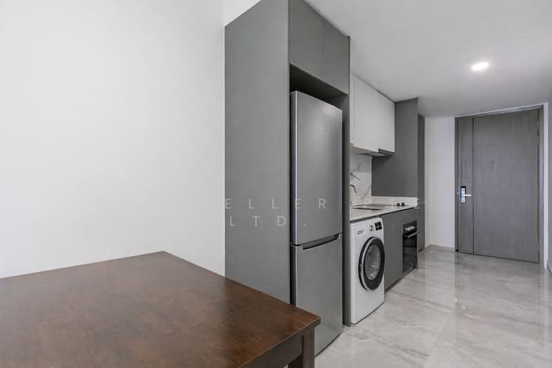 Affinity At Serangoon Condominium For Sale at S$ 800,000 | PropertyGuru Singapore - Kitchen