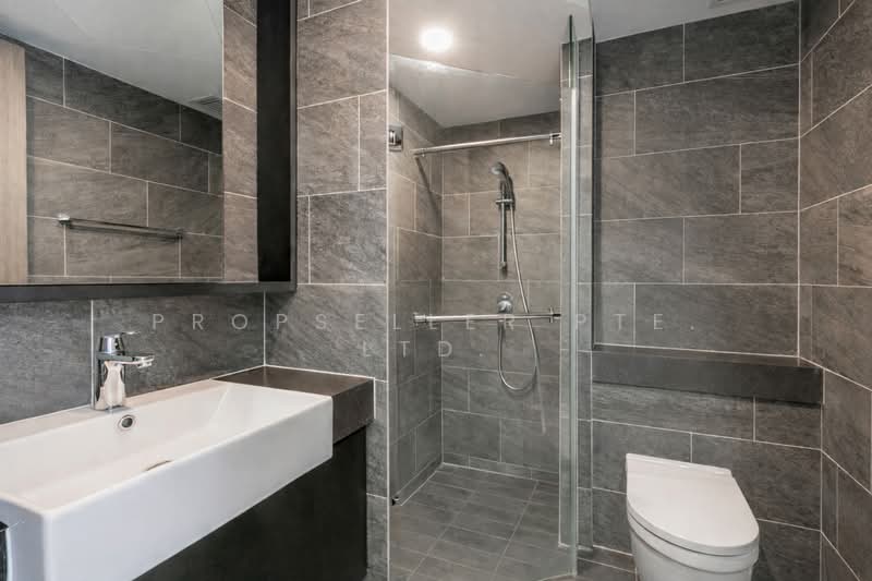 Affinity At Serangoon Condominium For Sale at S$ 800,000 | PropertyGuru Singapore - Bathroom