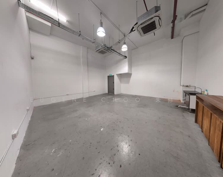 Shun Li Industrial Complex, 705 Sims Drive, 1,800 sqft, Light Industrial (B1) For Rent, by Eugene Choo 朱修仁, 500077667 - Interior - CommercialGuru.com.sg