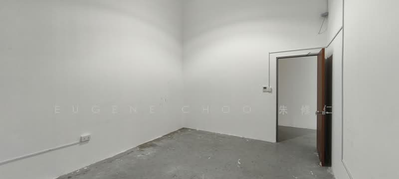 Shun Li Industrial Complex, 705 Sims Drive, 1,800 sqft, Light Industrial (B1) For Rent, by Eugene Choo 朱修仁, 500077667 - Interior - CommercialGuru.com.sg