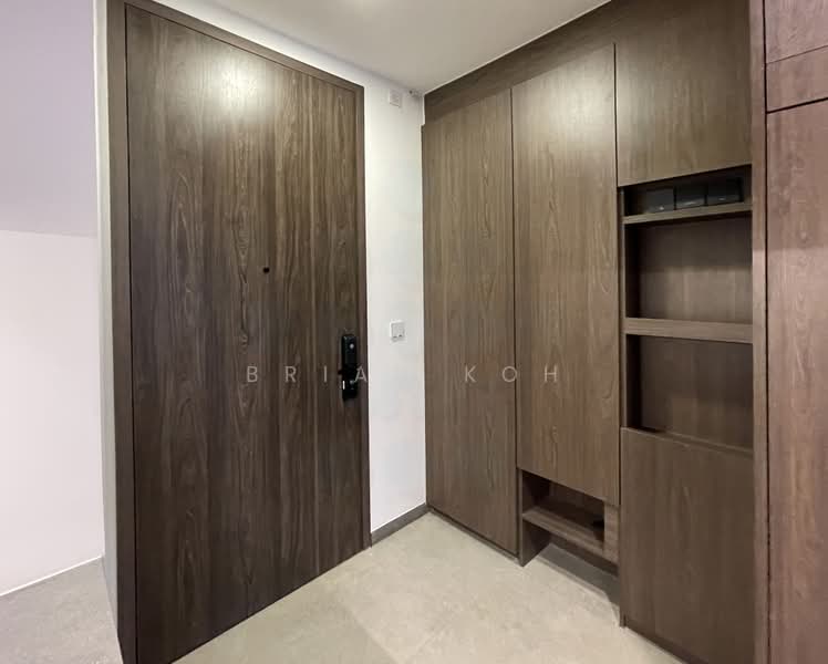 Midtown Modern Condominium For Sale at S$ 1,820,000 | PropertyGuru Singapore - Entrance