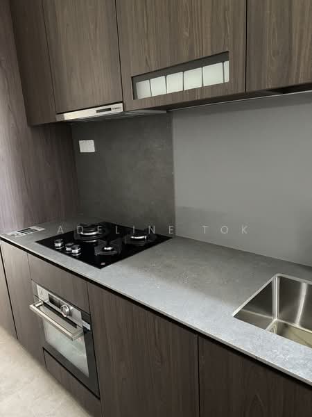 Midtown Modern Condominium For Sale at S$ 3,350,000 | PropertyGuru Singapore - Kitchen